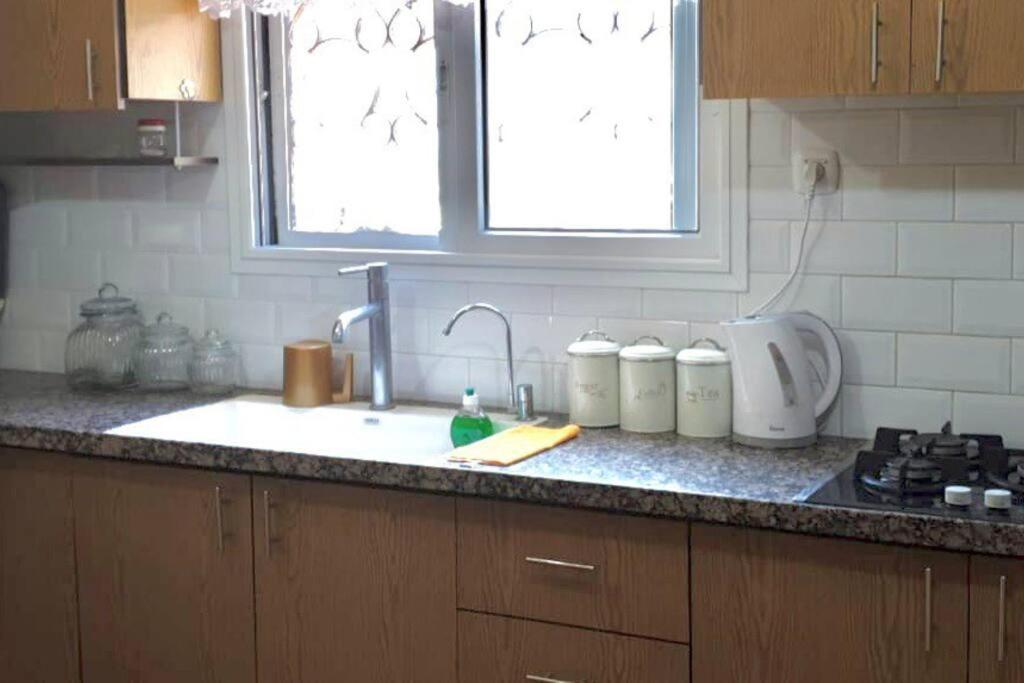 Ferienwohnung דירת אירוח כפרי בלב קריית שמונה Exterior foto